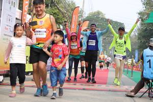 BIB: 45891
                            <button type="button" onclick="openModal(8214156)" class="btn btn-primary btn-sm float-right btn-popup" data-toggle="modal" data-target=".modal-high-quality">
                        <i class="fas fa-shopping-cart"></i> Add to Cart
                    </button>
                                            <button type="button" onclick="isThisMe(8214156, true)" class="btn btn-success btn-sm float-right btn-popup btn-isme hidden" data-toggle="tooltip" data-placement="bottom" title="นี่คือรูปของคุณใช่ไหม คลิกที่นี่เพื่อเอาเข้าอัลบั้ม">
                        <i class="fas fa-plus"></i> Add to album
                    </button>
                    <button type="button" onclick="isThisMe(8214156, false)" class="btn btn-warning btn-sm float-right btn-popup btn-isnotme hidden">
                        <i class="fas fa-ban"></i> Remove from album
                    </button>